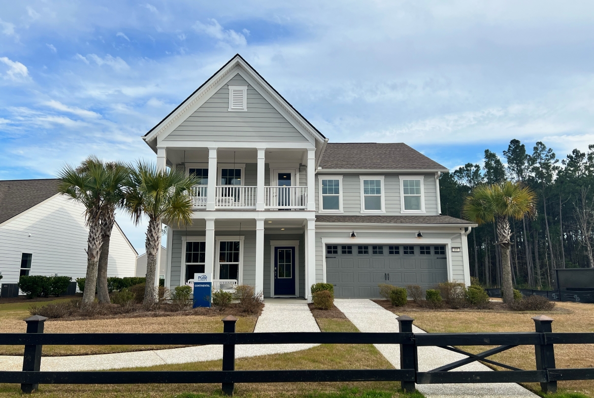 105 Breakwater Ct Exterior