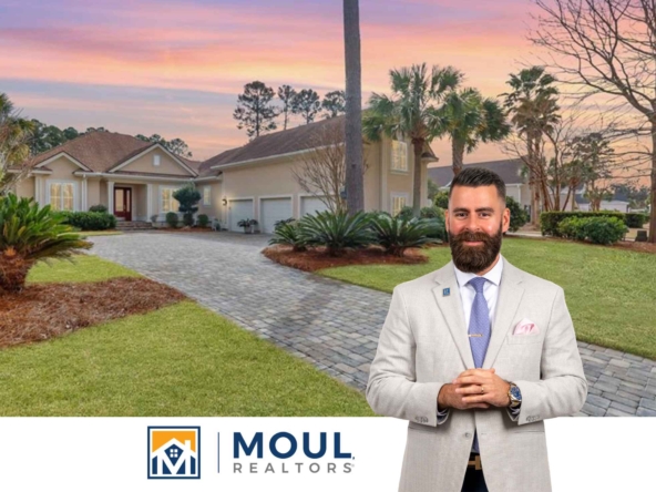 39 Farnsleigh - Agent in Front of Property