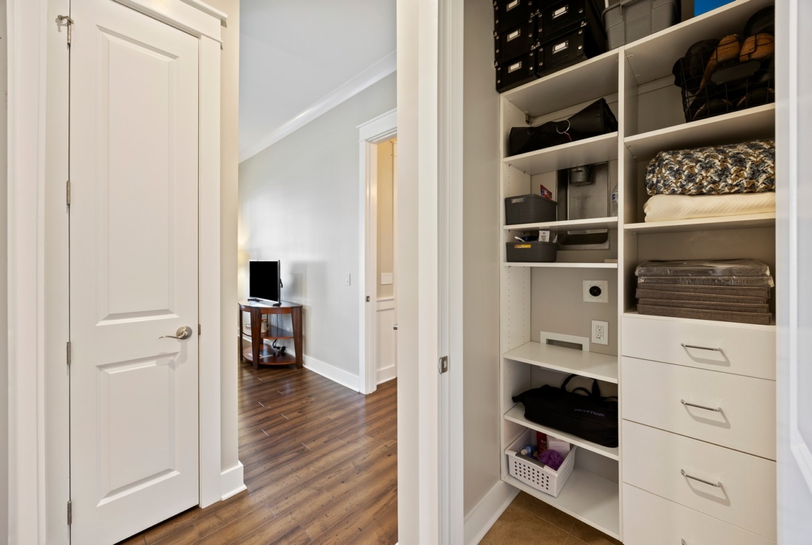ensuite closet