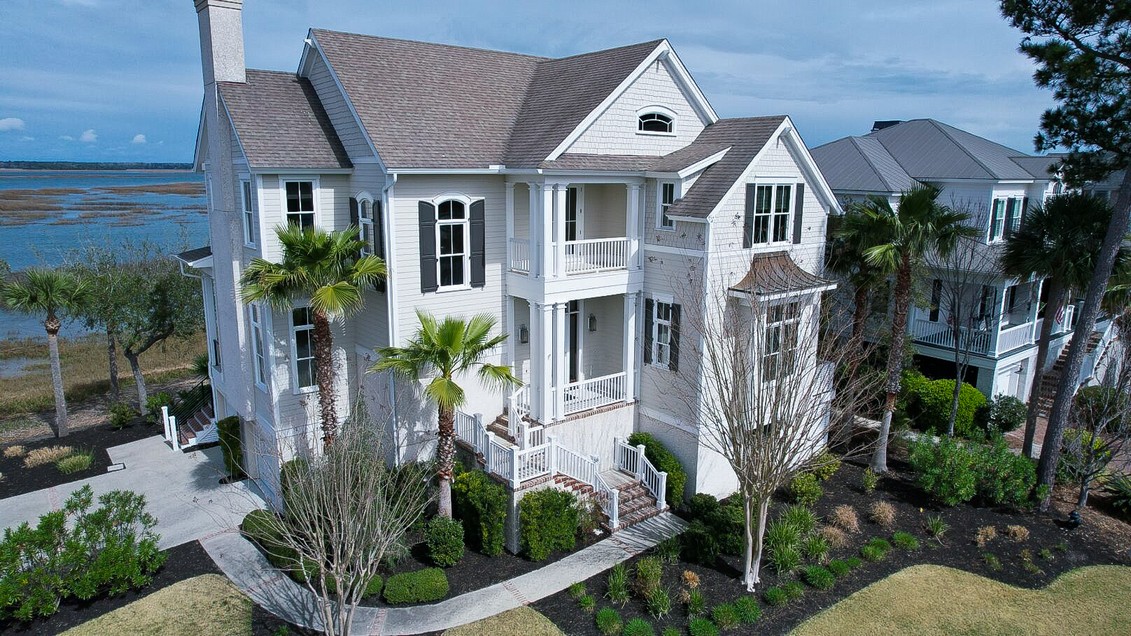 58 Lady Slipper - aerial of front of property