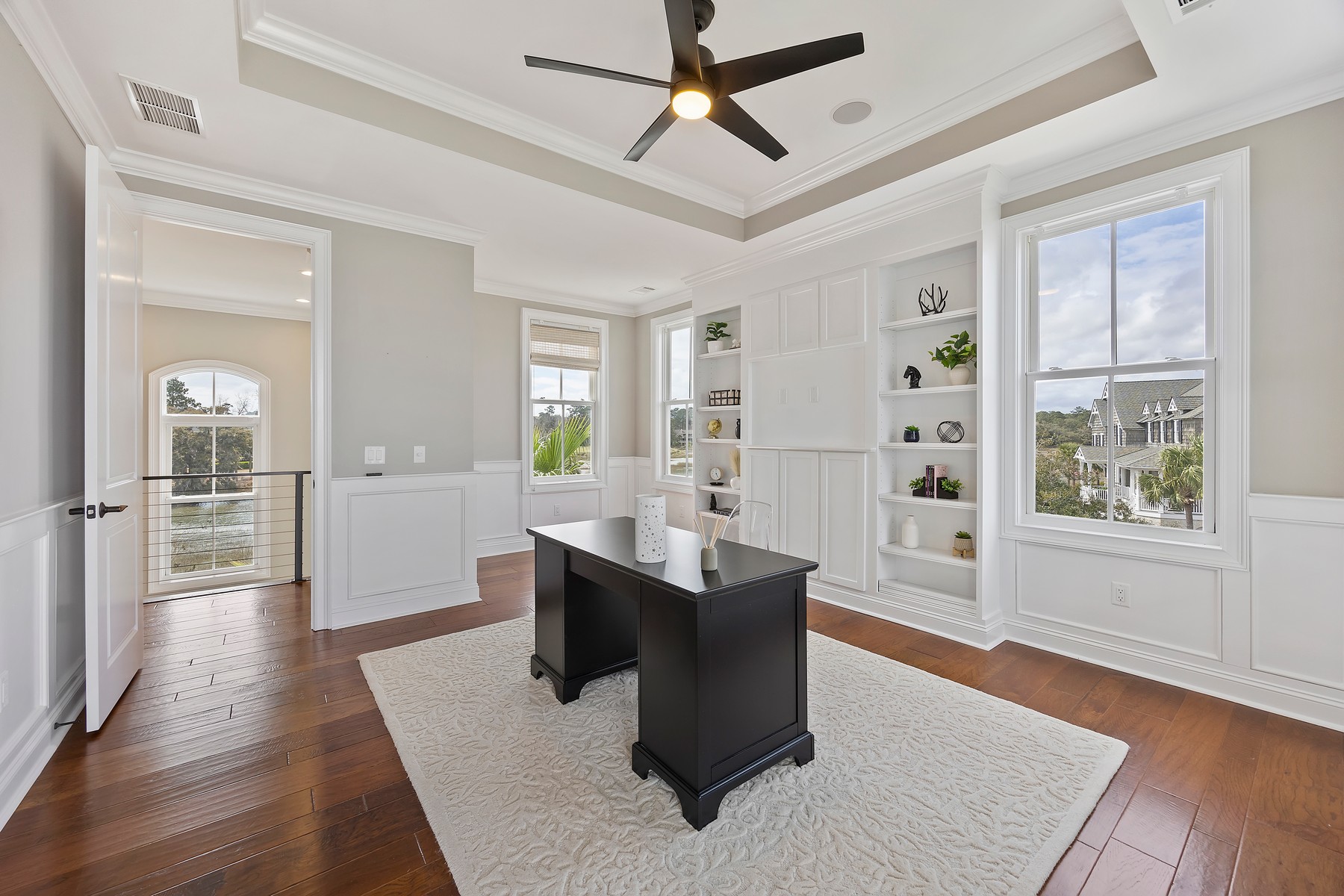 58 Lady Slipper - office