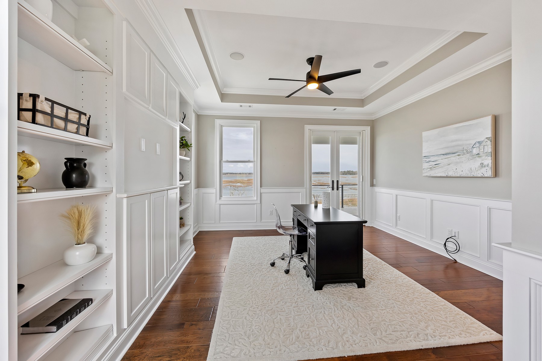 58 Lady Slipper - office