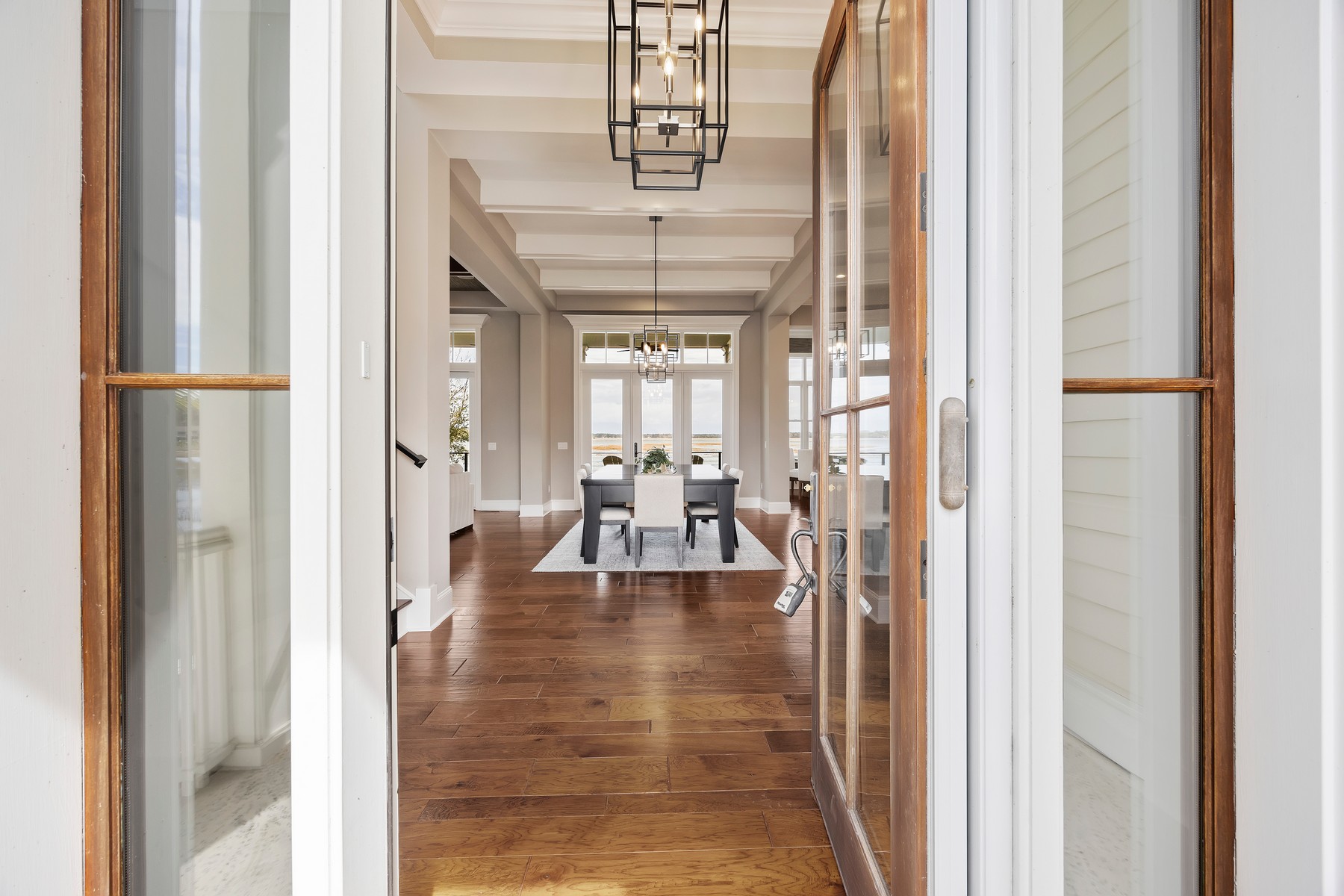 58 Lady Slipper - entryway