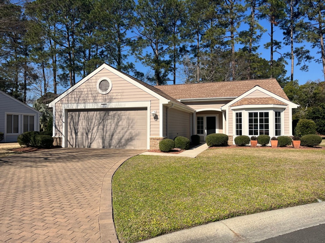 21 Broughton Cir - front of property