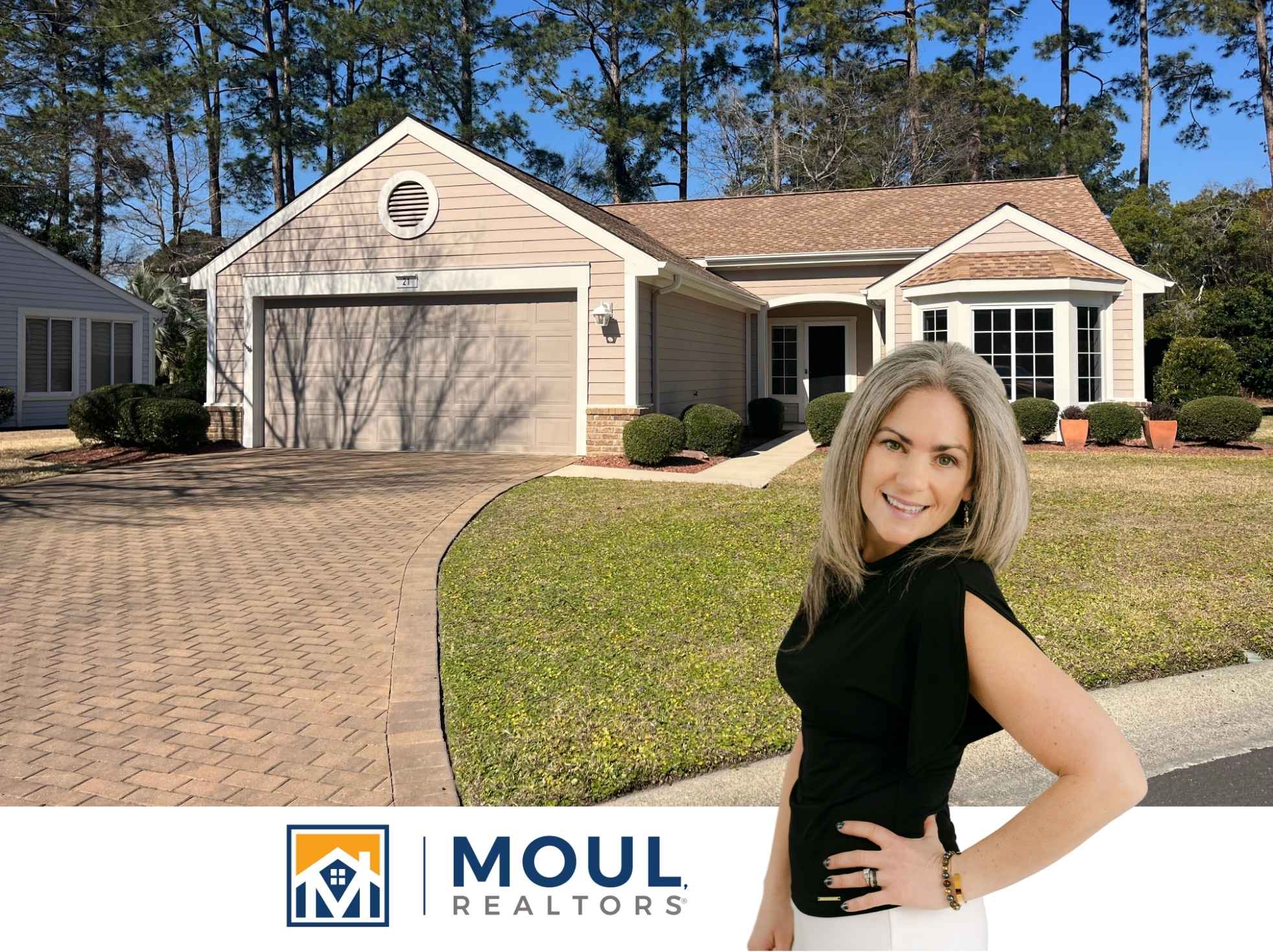 21 Broughton Cir - Agent in front of property