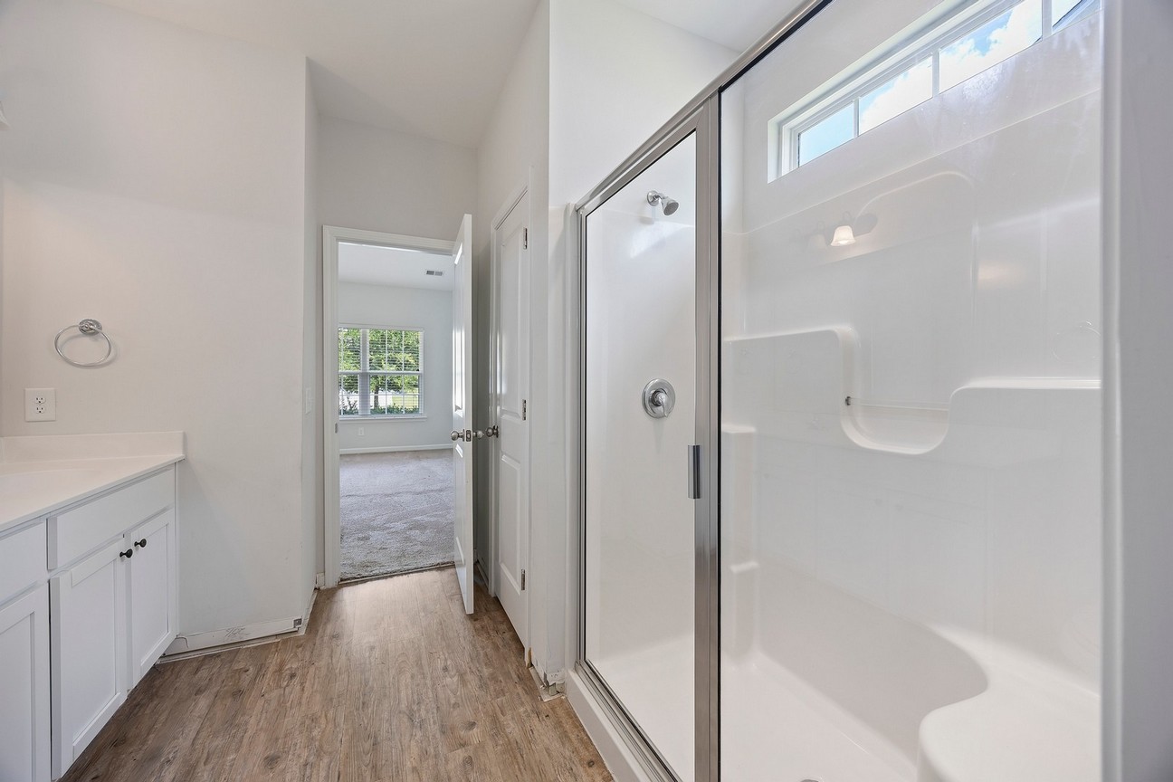24 Sand Live Oak - primary bathroom