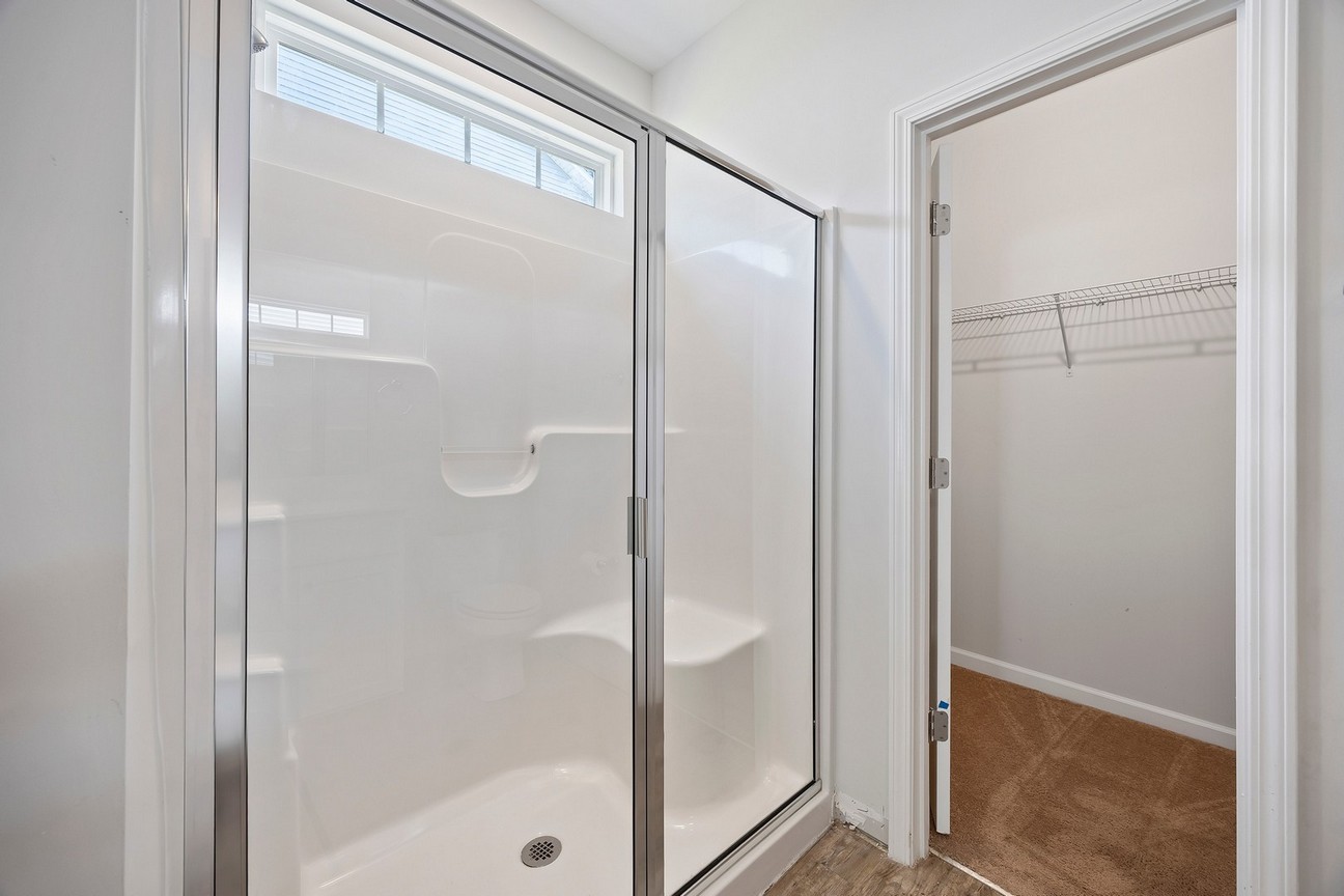 24 Sand Live Oak - primary bathroom