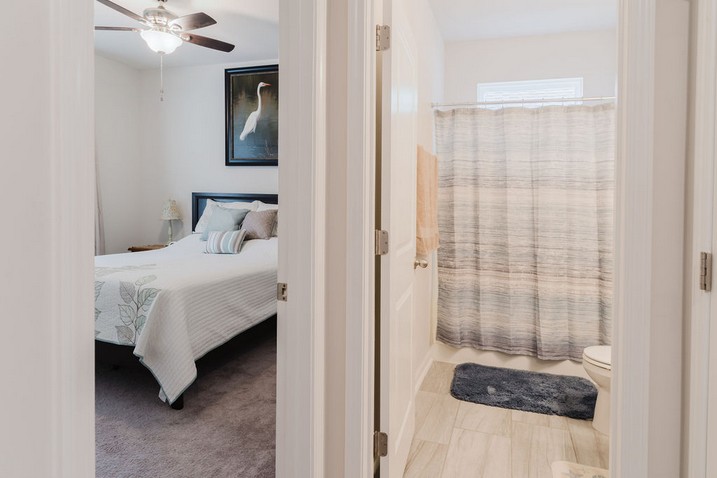 497 Rye Creek - Bedroom and Bathroom