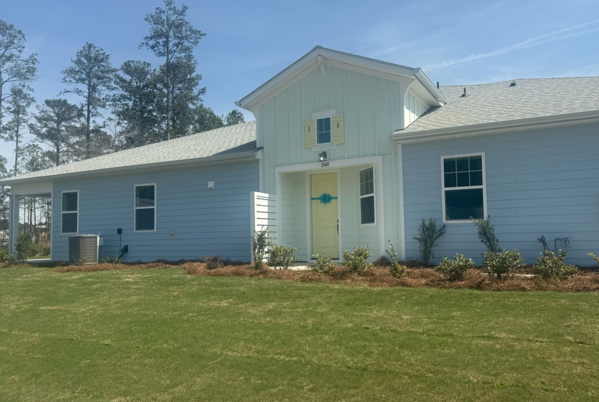 1340_Weekend_Ave_Front_Door