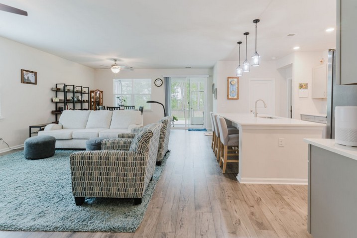 497 Rye Creek - Living Room