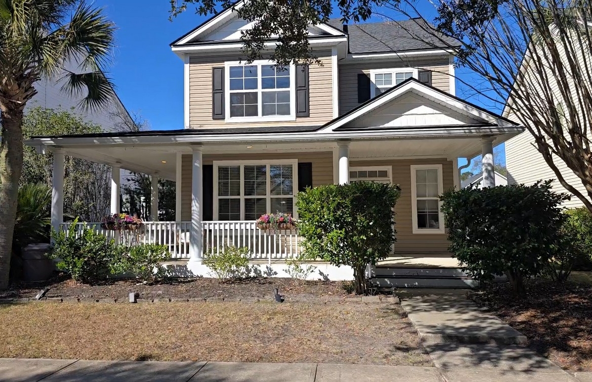 154 Regent Ave - front of property