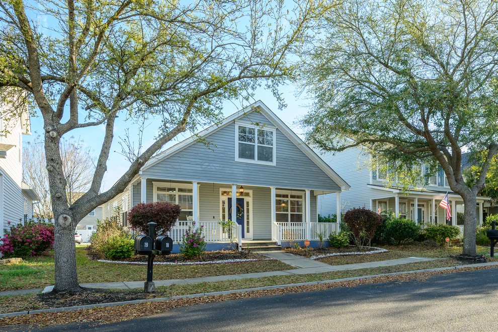 16 5th Ave - Front of Property