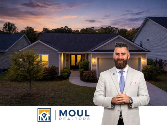 19_Freedom_Trail_Agent_in_Front_of_Property