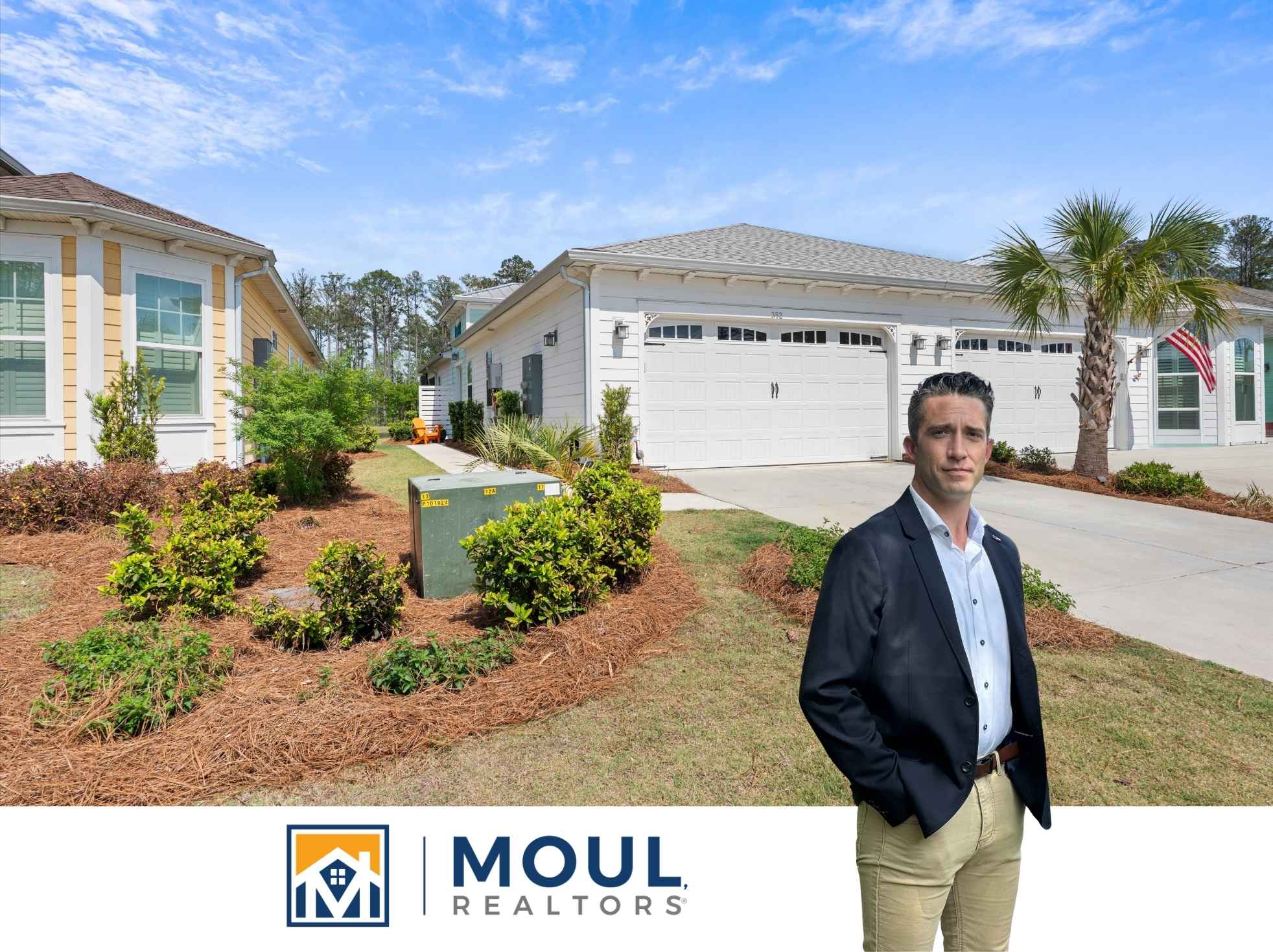 352 Starfish Pl - Agent in front of property