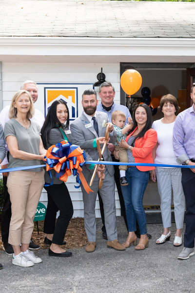 Moul, REALTORS Ribbon Cutting