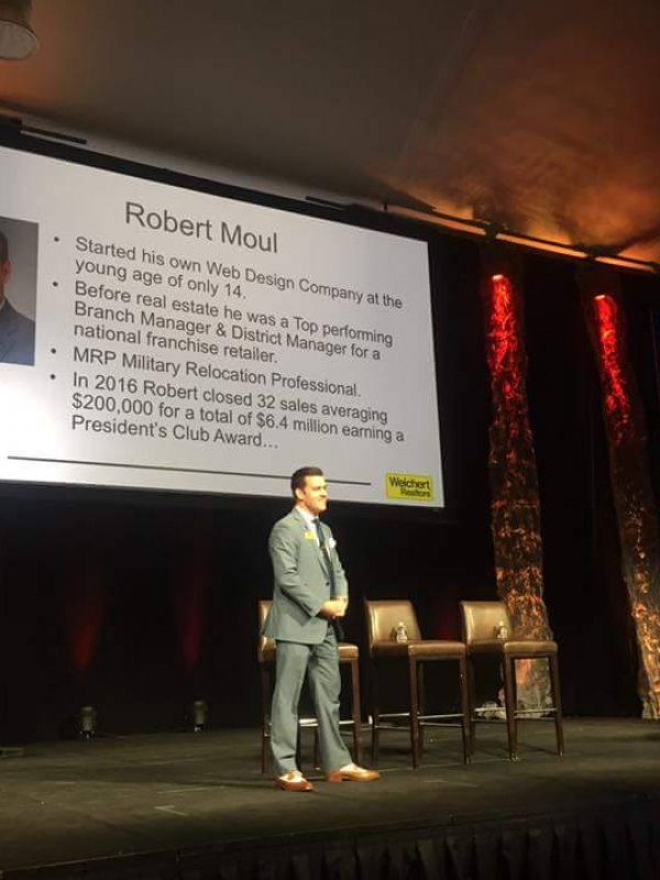 Robert Moul Speaking in Vegas